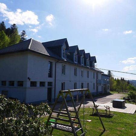 Gites Les Grandes Gouttes Le Syndicat Eksteriør bilde